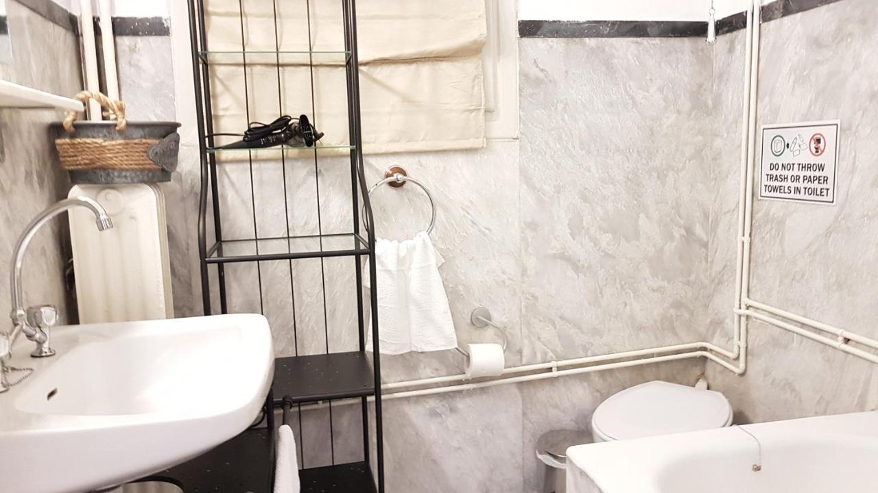 Olive Apartment- Athens Center, 4 Bd, 1.5 Bath 外观 照片