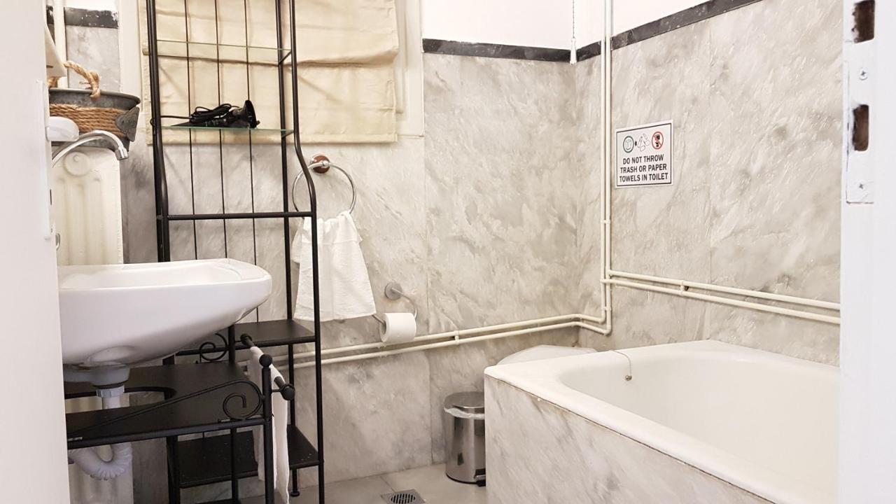 Olive Apartment- Athens Center, 4 Bd, 1.5 Bath 外观 照片