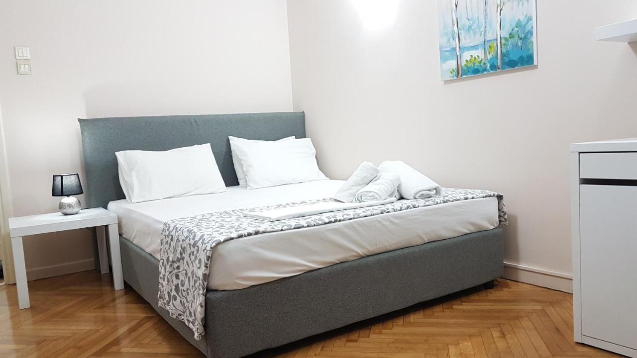 Olive Apartment- Athens Center, 4 Bd, 1.5 Bath 外观 照片